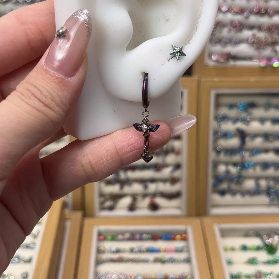 合金合金124号。