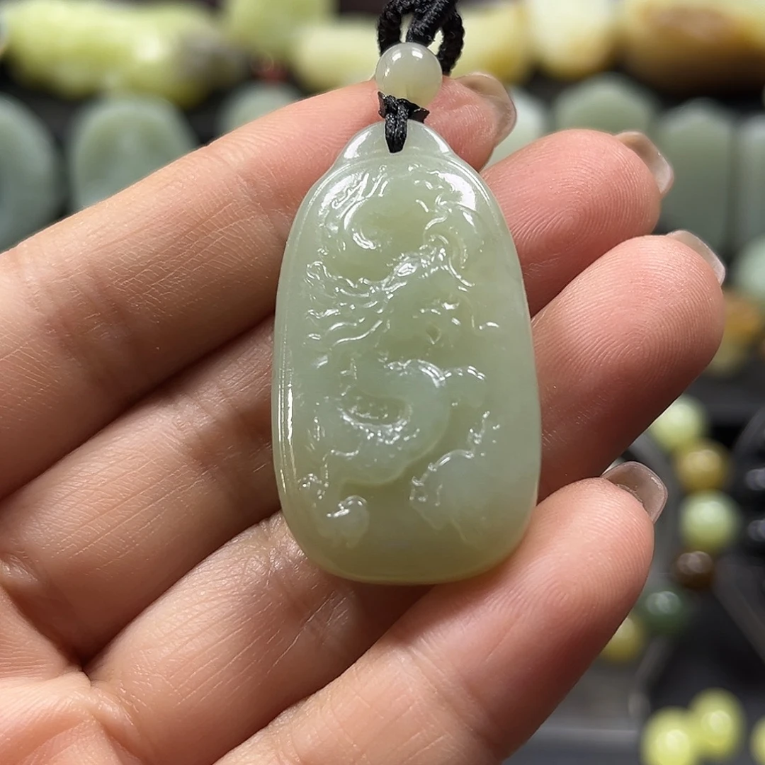 和田玉（青白玉）未镶嵌吊坠(不含链)