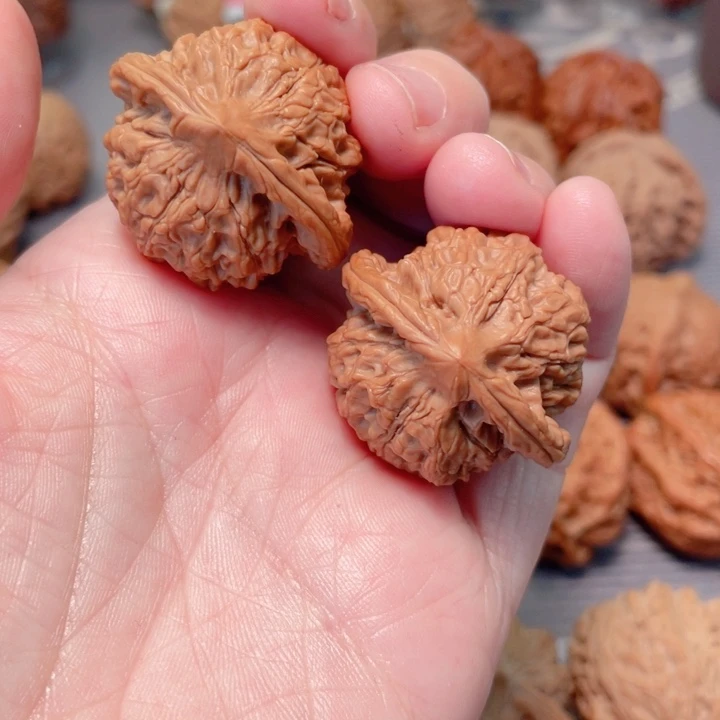 v*33尺寸宫灯狮子头骨质好