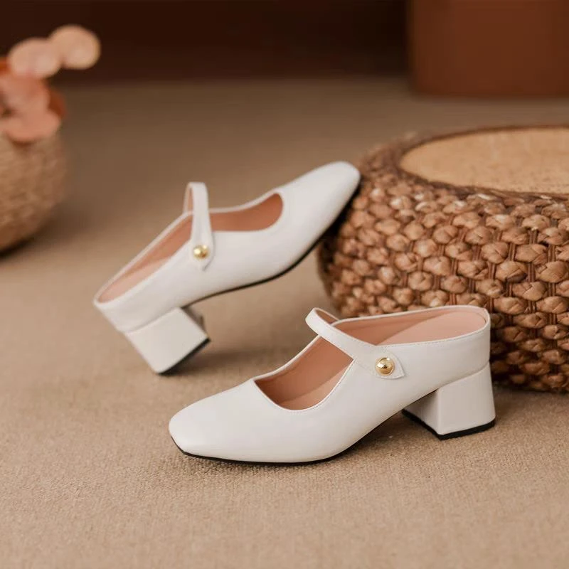 纯色英伦风包头凉鞋包头磨砂皮时装凉鞋单鞋白色复古法式百搭秋季