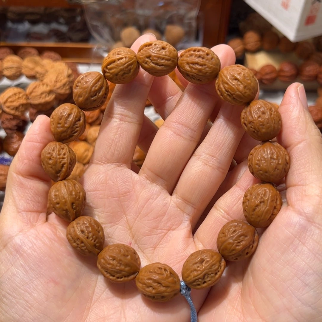 吊坠桃核模**部小水滴