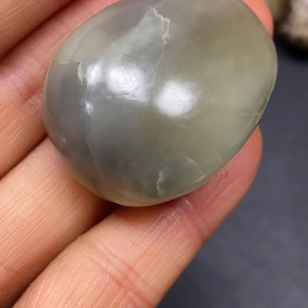 和田玉未镶嵌珠宝奇石