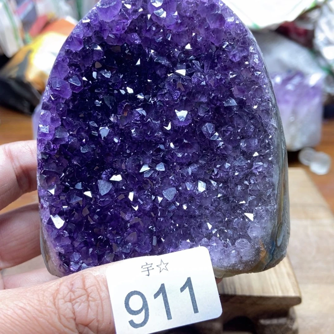紫晶天然水晶摆件未镶嵌