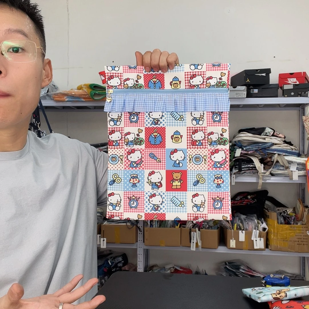 PU化妆包等产品和产品为