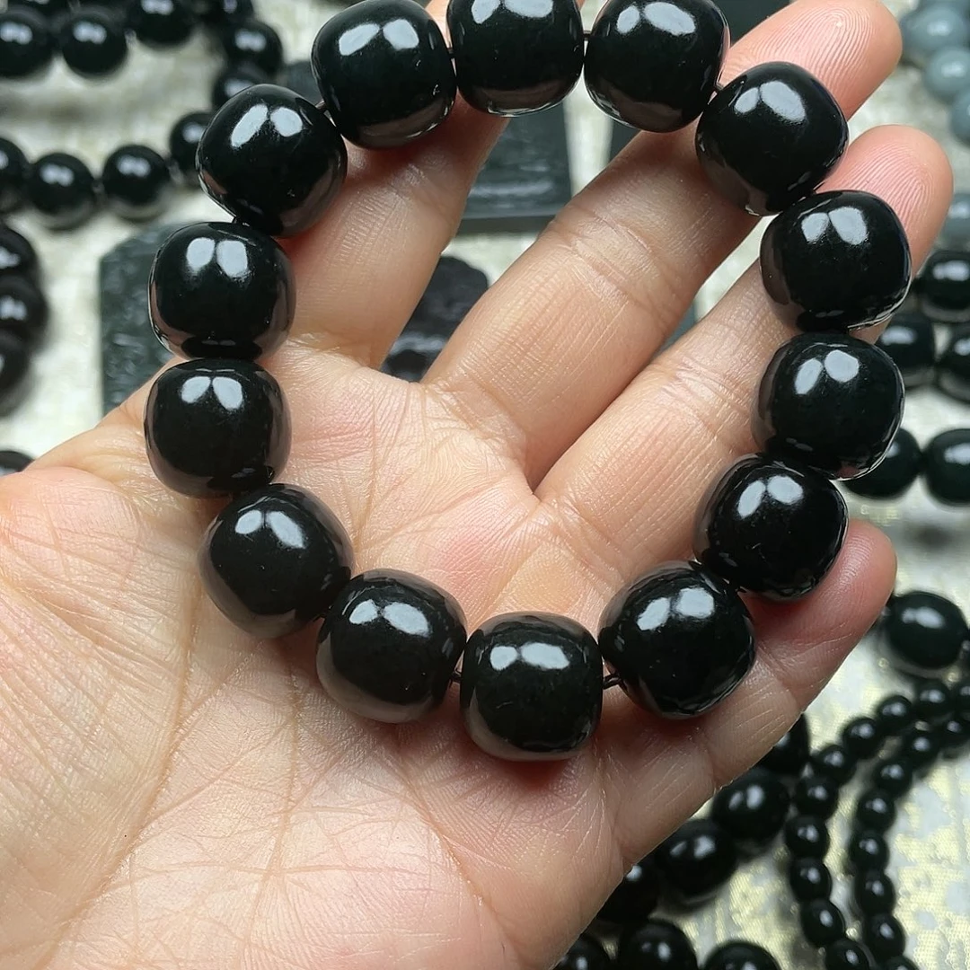 老***哥和田玉未镶嵌手链16老型