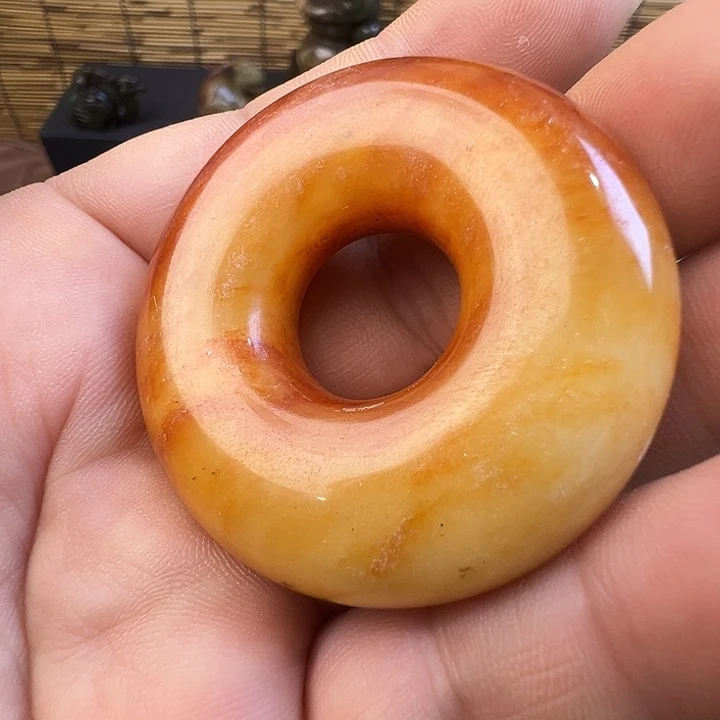 未镶嵌和田玉（糖玉）挂件