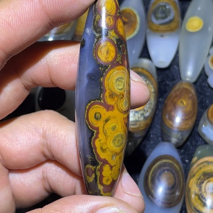 未镶嵌颈饰玛瑙/玉髓