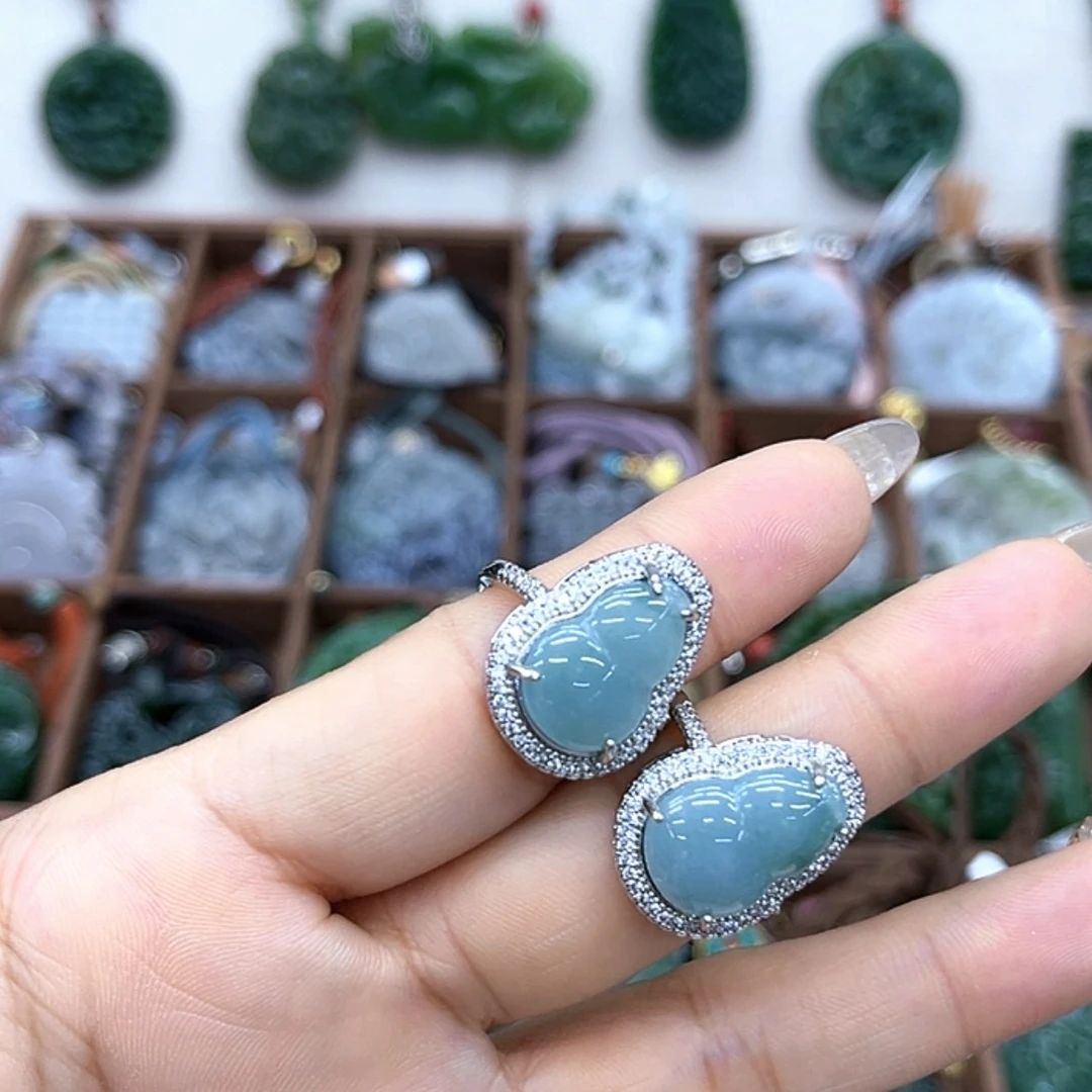 【闪购商品】翡翠未镶嵌颈饰戒指