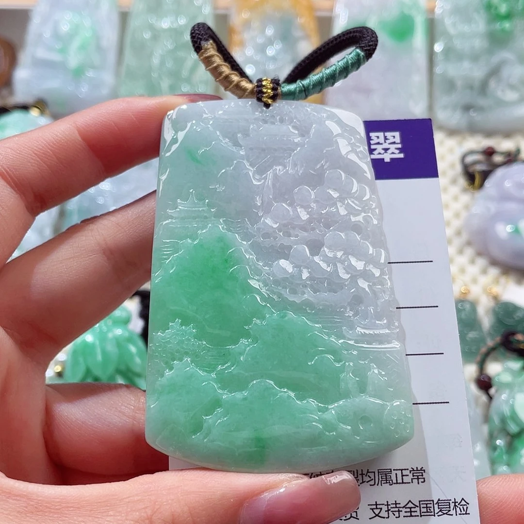 颈饰未镶嵌翡翠山水