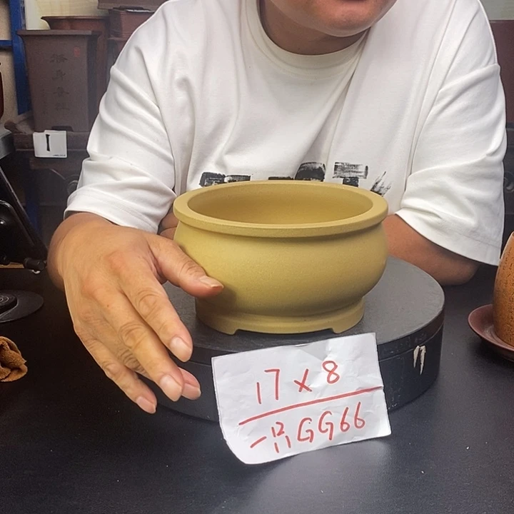 紫砂花盆货号一只GG66