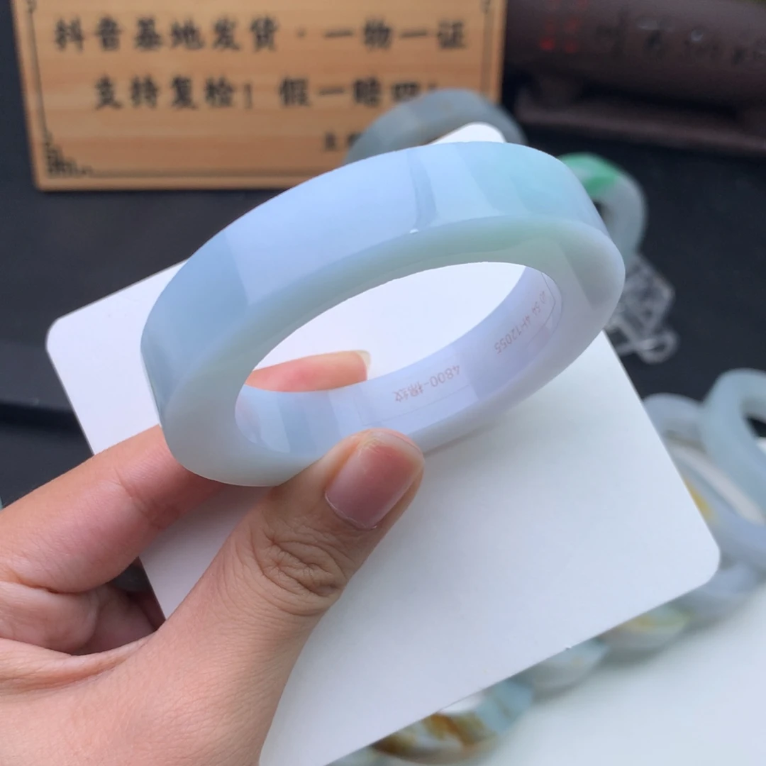 定制翡翠手镯未镶嵌