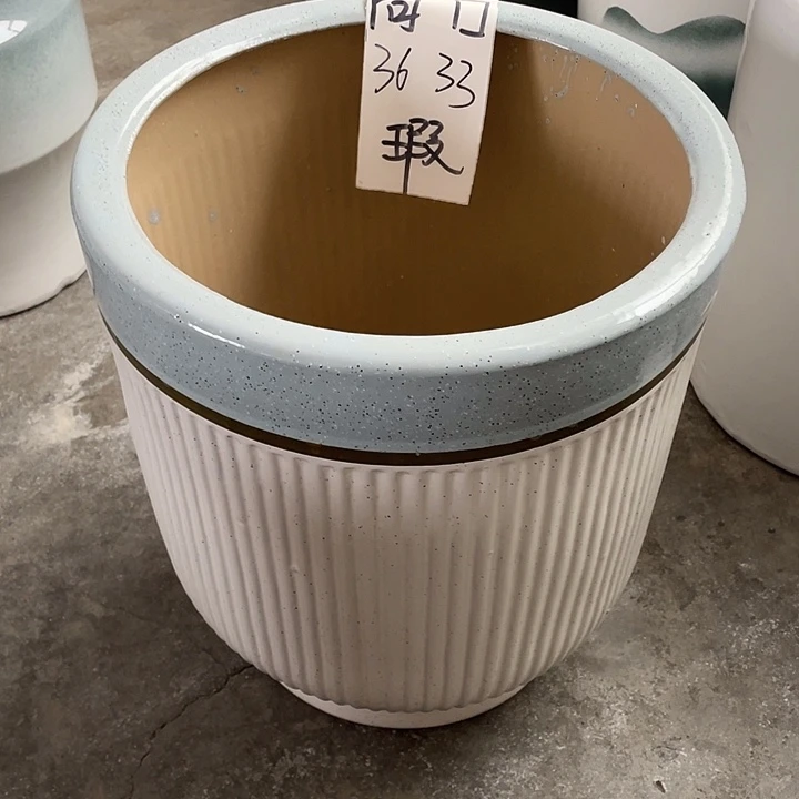 大号陶瓷材料的设计风格