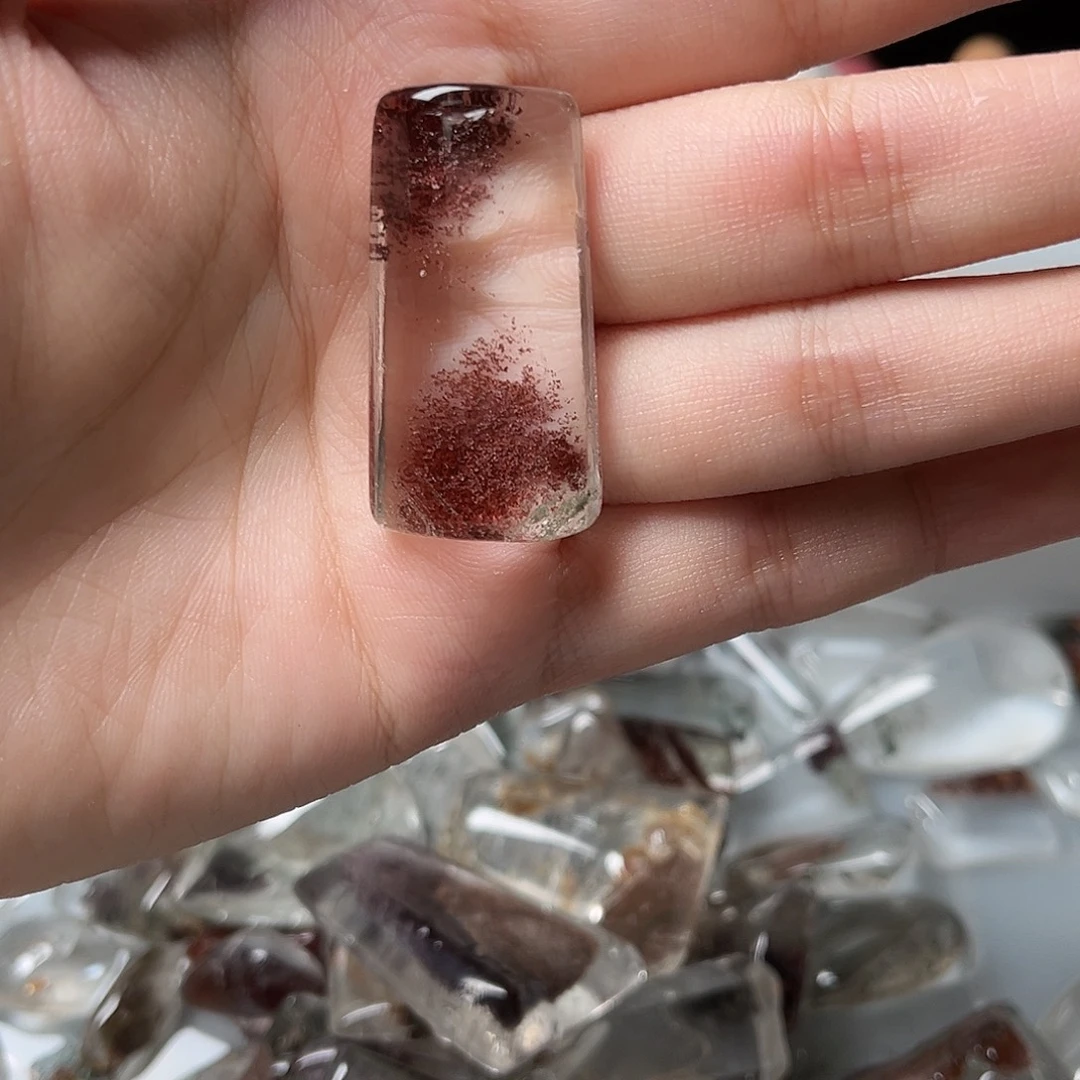 摸***酪银S925镶嵌颈饰水晶