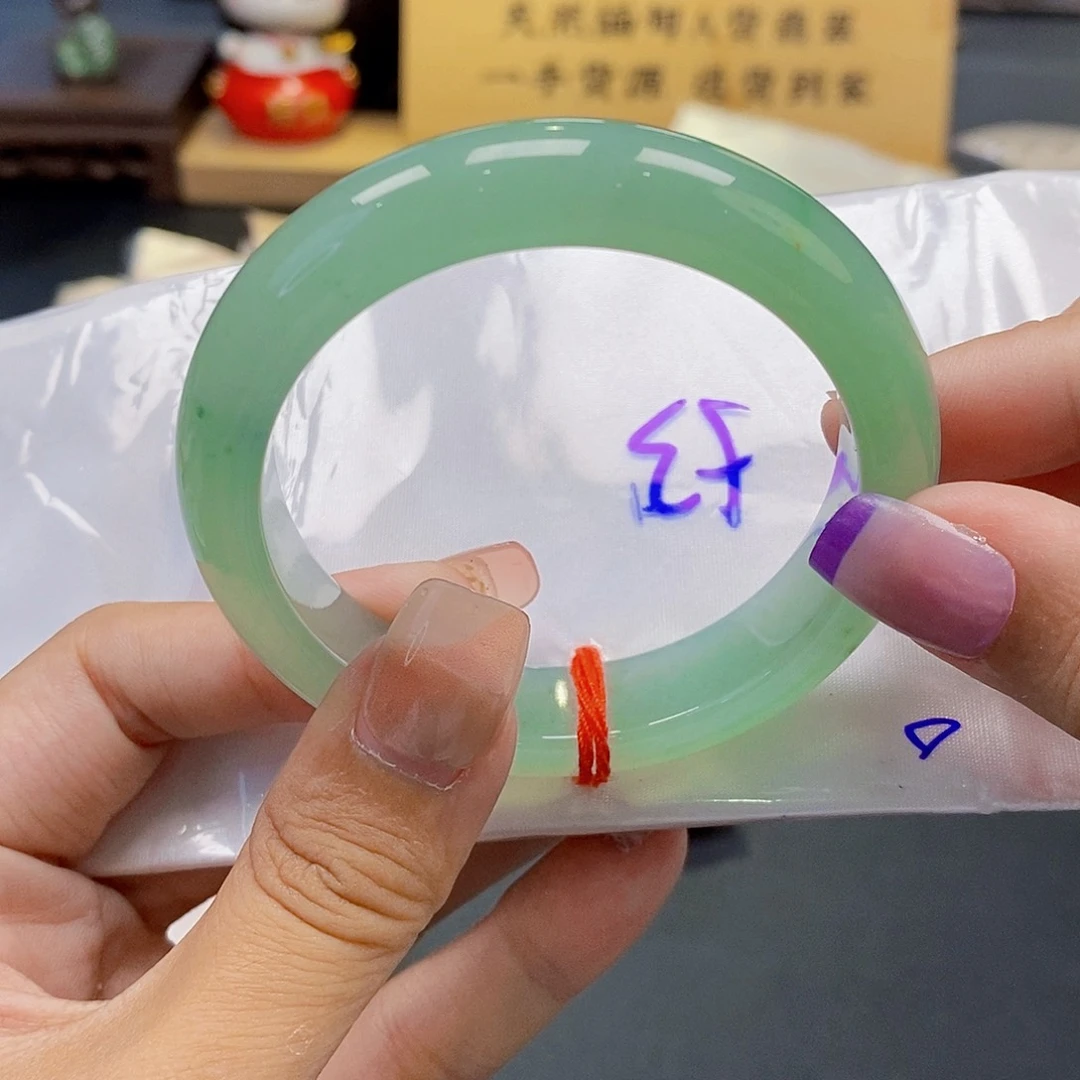 翡翠手镯未镶嵌11号