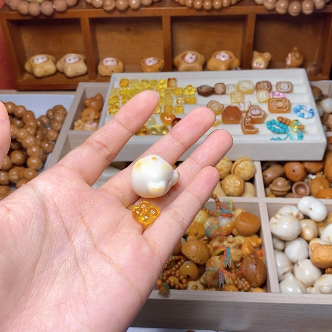 手串猴头核桃小熊，0.49小花