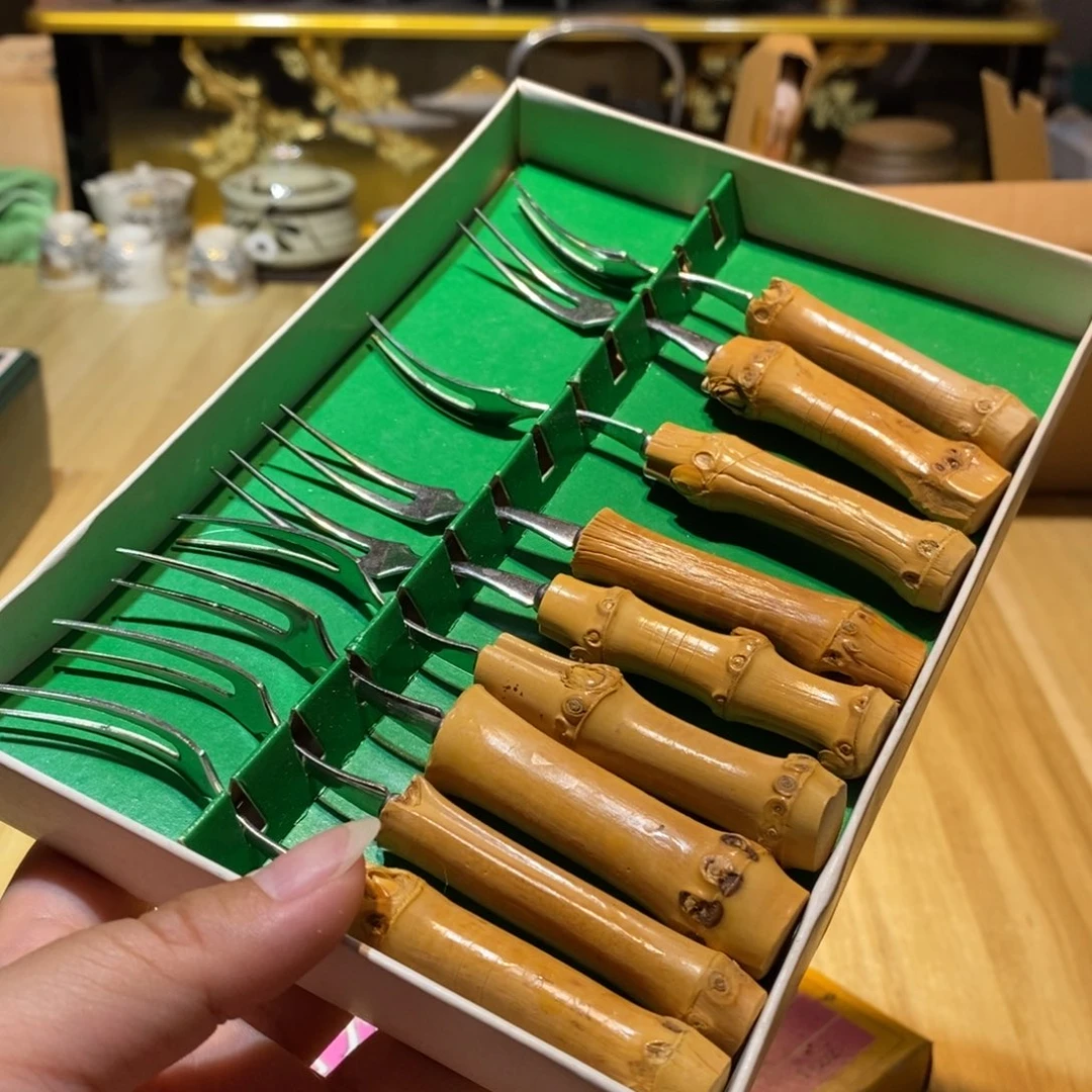 福****肉易雅集工艺品有限公司