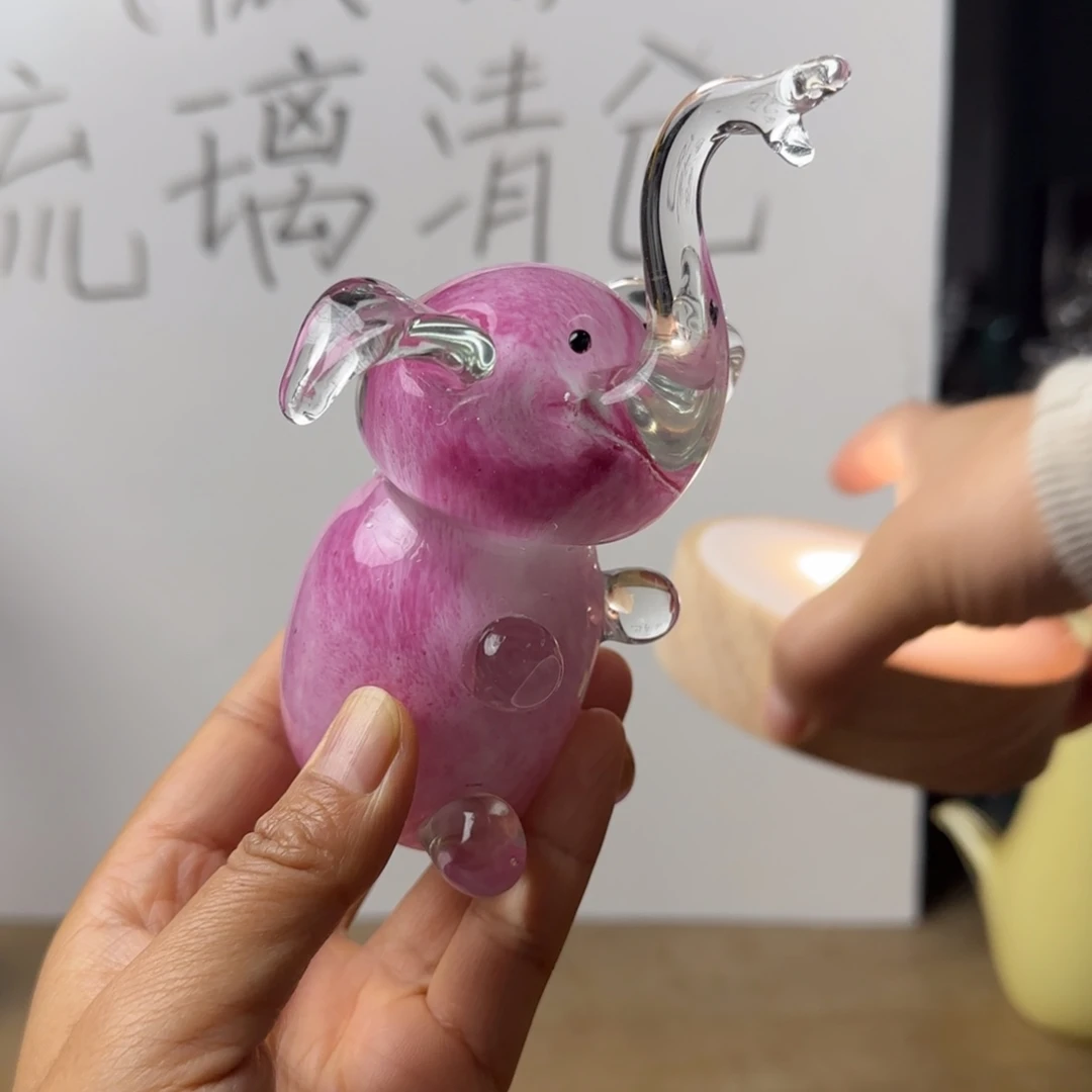 手工艺品琉璃粉象