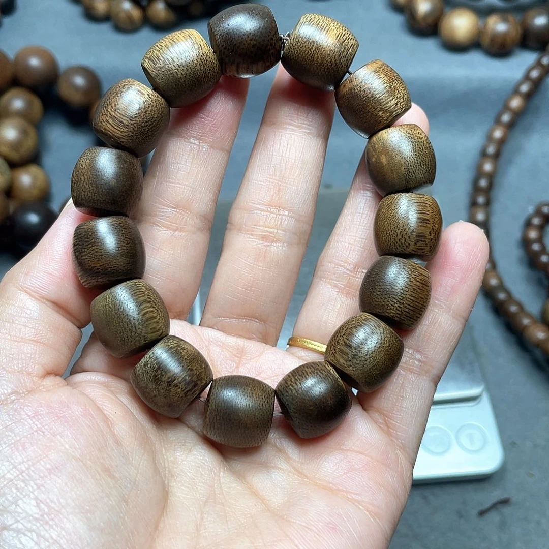 沉香手串芽庄白棋1.5