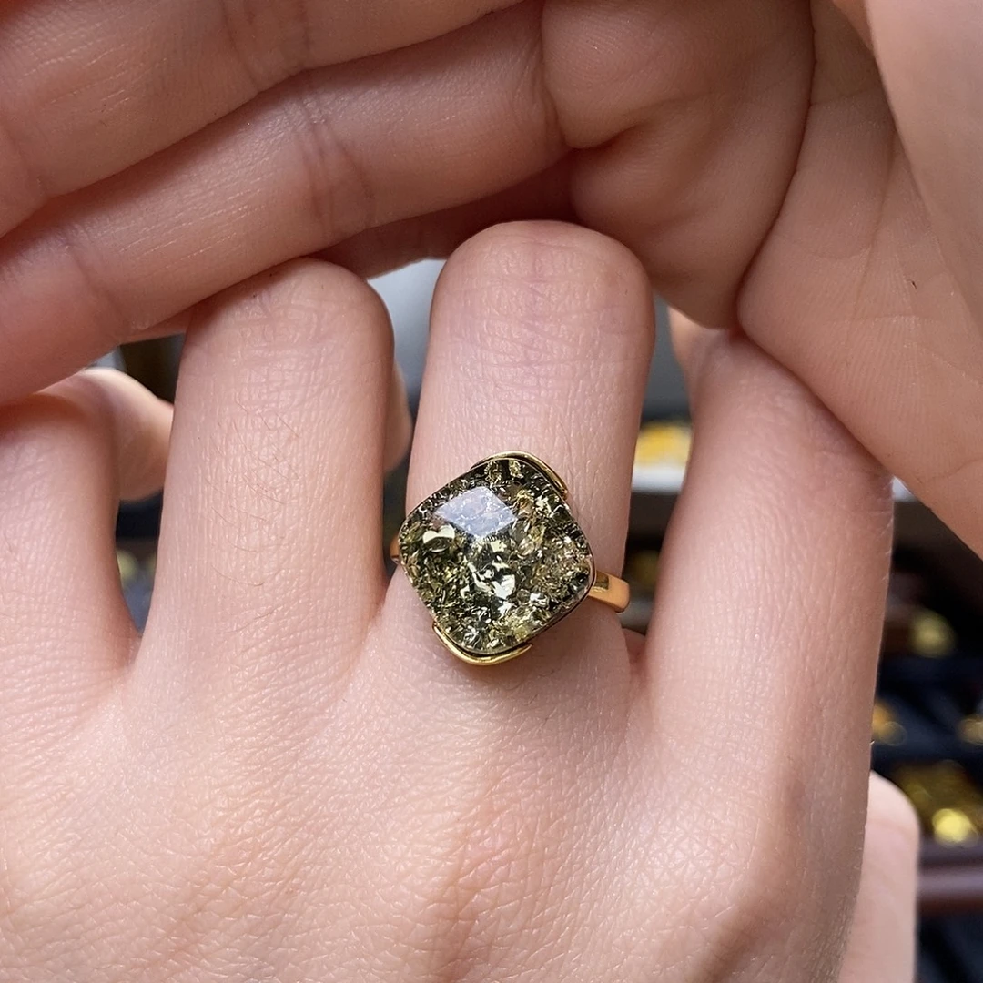 琥珀未镶嵌裸石成品