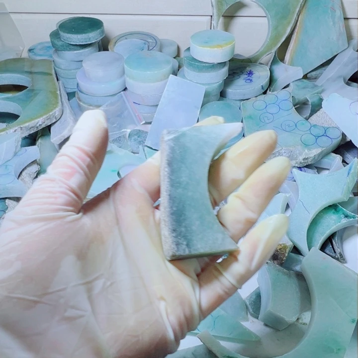 颈饰未镶嵌翡翠小*丝