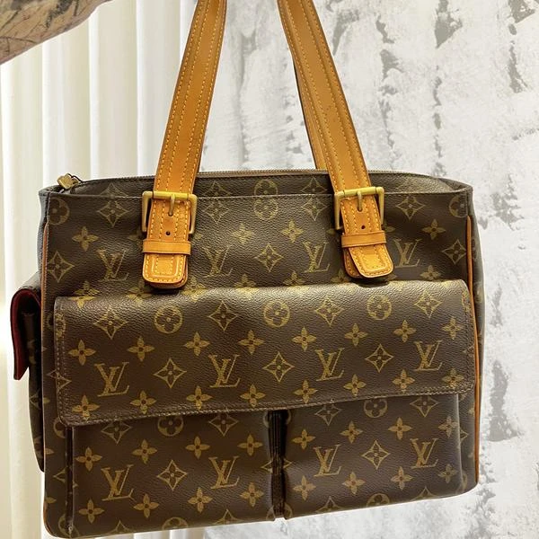 大吉中古包展/Lv老花大骆驼手提包