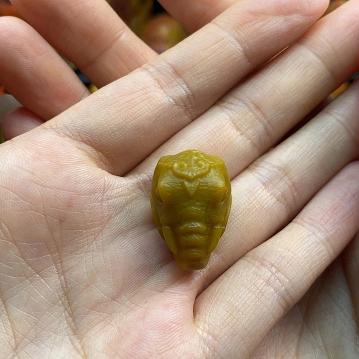 ∲***r玛瑙/玉髓未镶嵌挂件战国红挂件