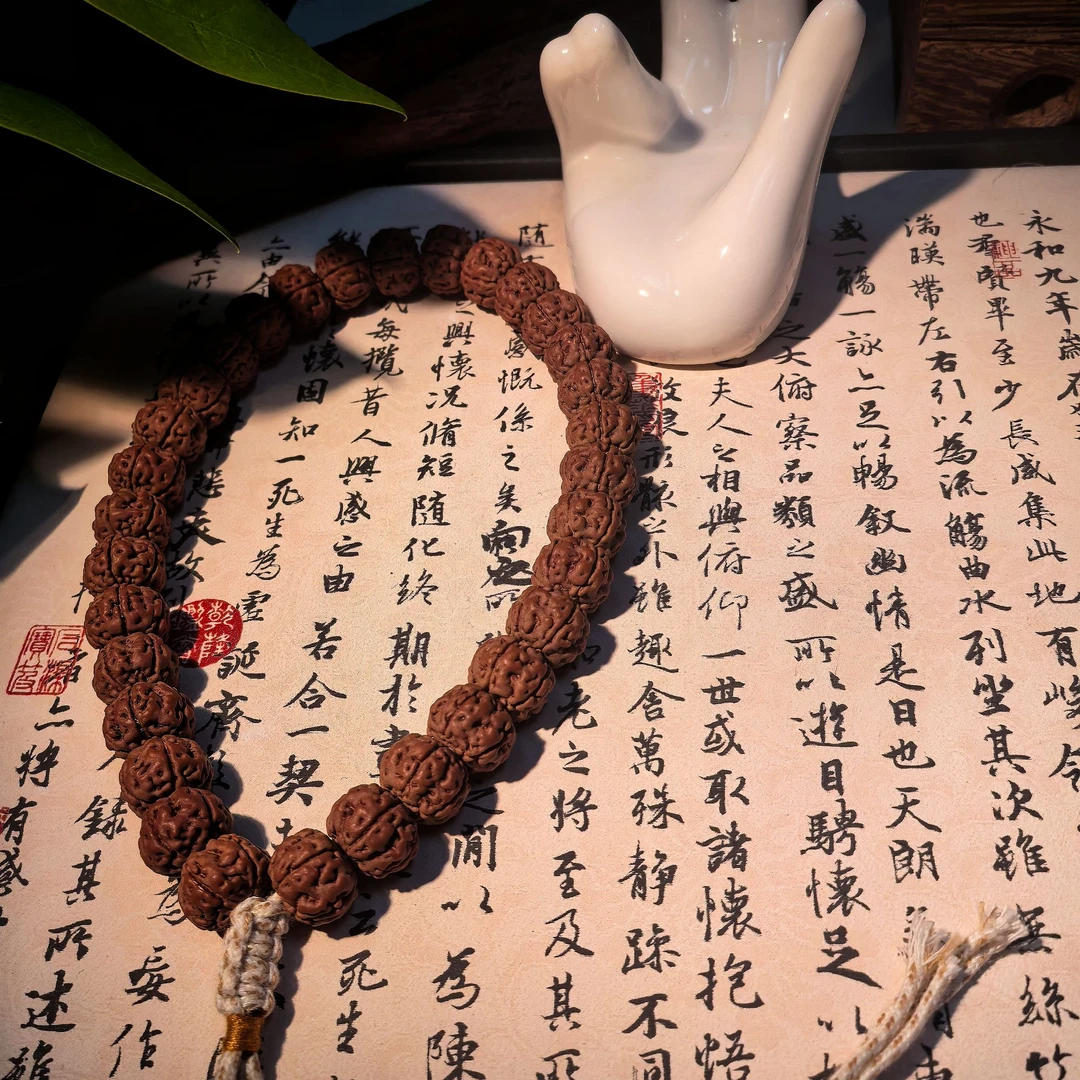 2025年勿里达原生态老树王手持单圈