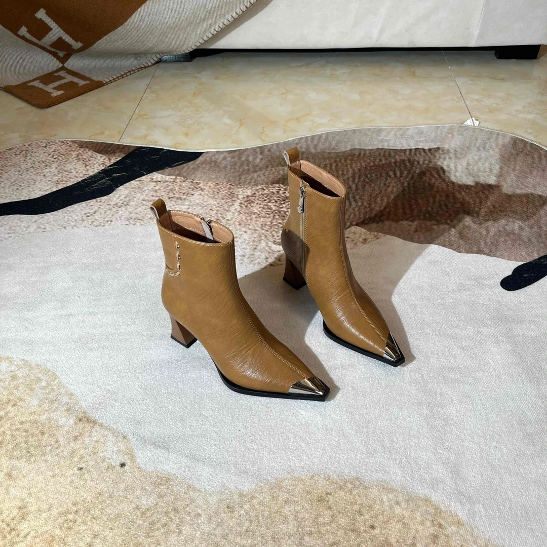 范戈希跟6cm牛皮方头欧美风秋冬粗跟短靴时尚百搭时装靴买1赠3