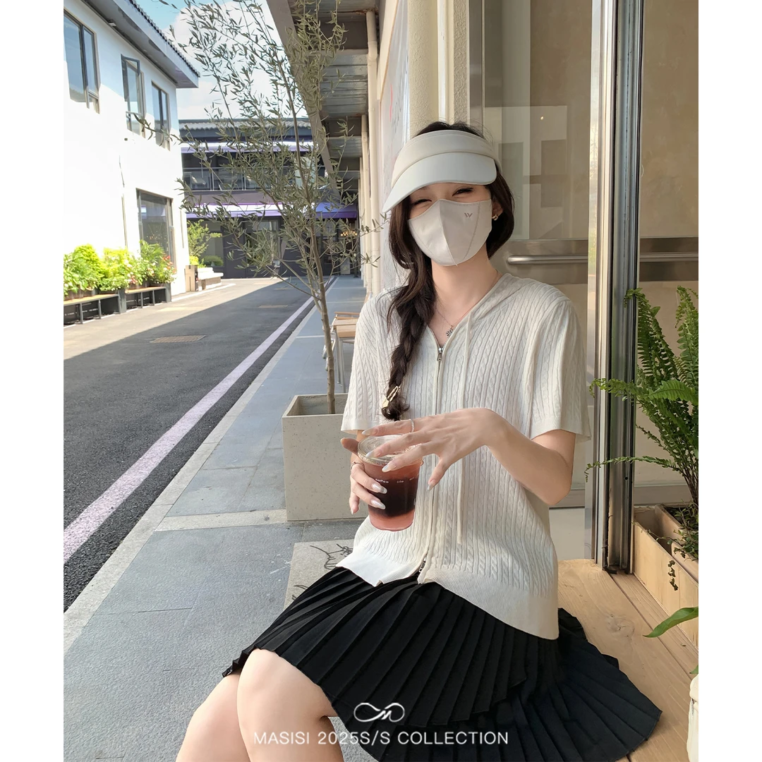 【宠粉回馈】马西西大码女装 薄款小麻花连帽针织短袖连帽开衫