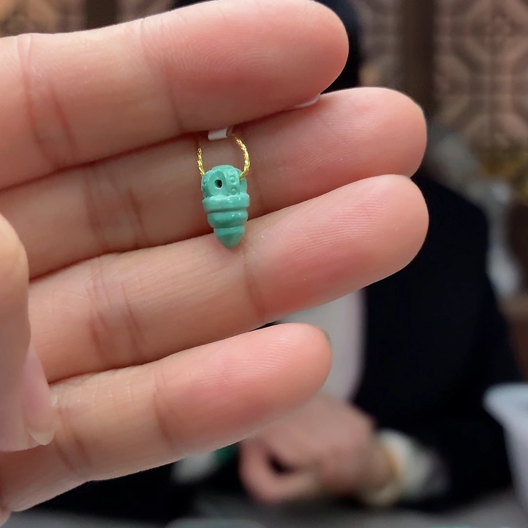 未镶嵌绿松石珠宝奇石