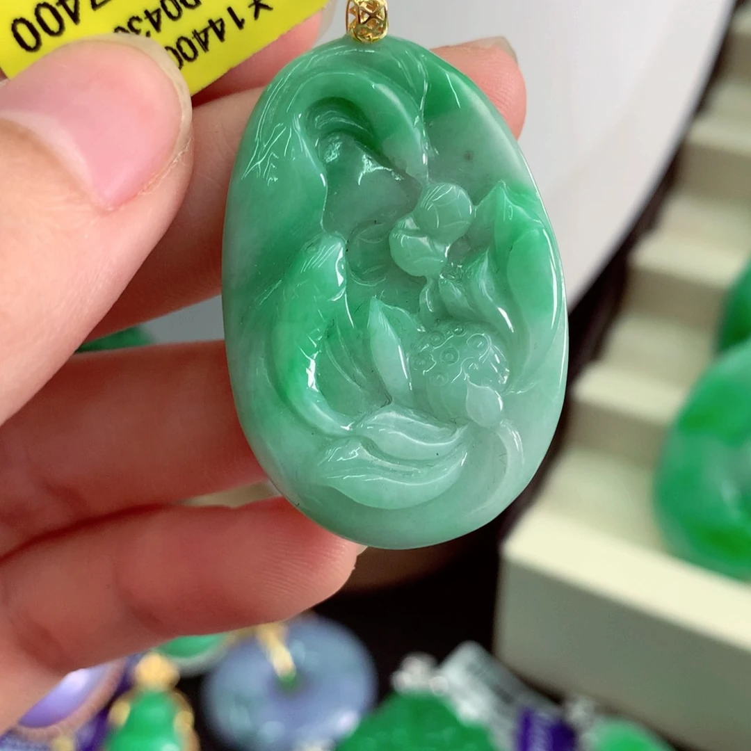翡翠18K金镶嵌吊坠(不含链)