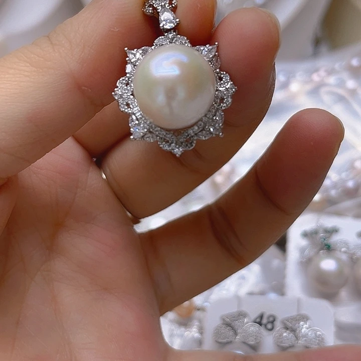 未镶嵌淡水珍珠吊坠或者耳钉