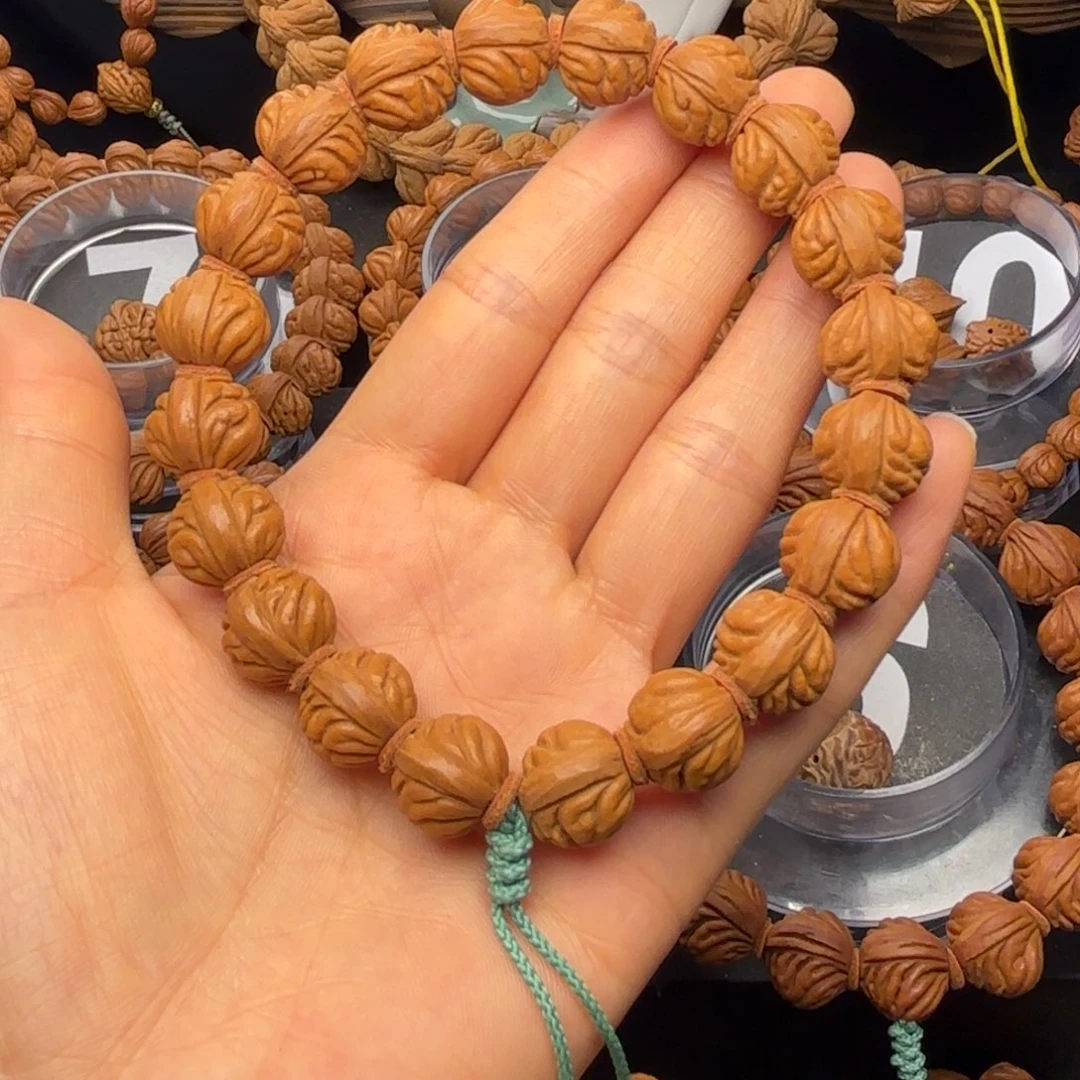 吊坠桃核野生金蟾13尺寸偏远不包邮