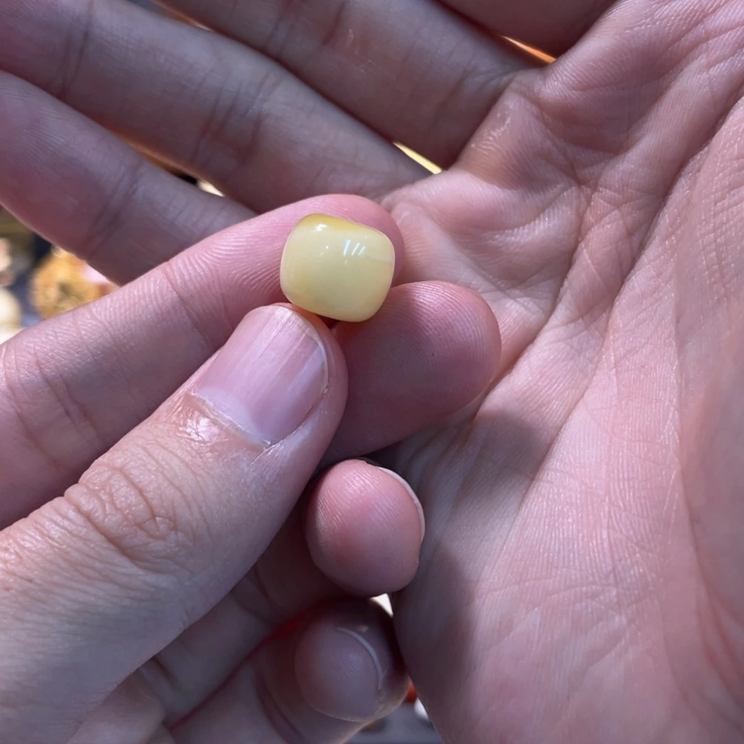 琥珀珠宝奇石未镶嵌z*.5