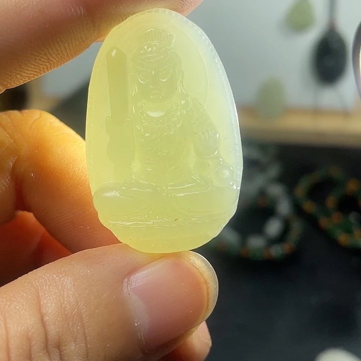 和田玉未镶嵌珠宝半成品