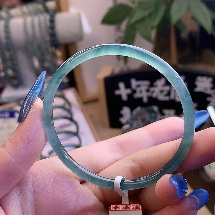 5***S未镶嵌手镯翡翠56