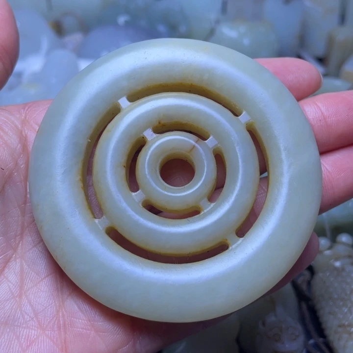 和田玉挂件未镶嵌