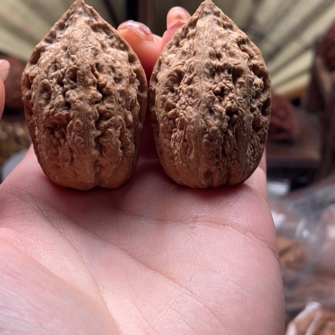 文玩核桃把件楸刀鱼51