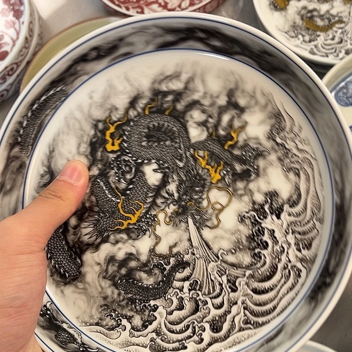 瓷片景德镇黑墨龙游海大壶承