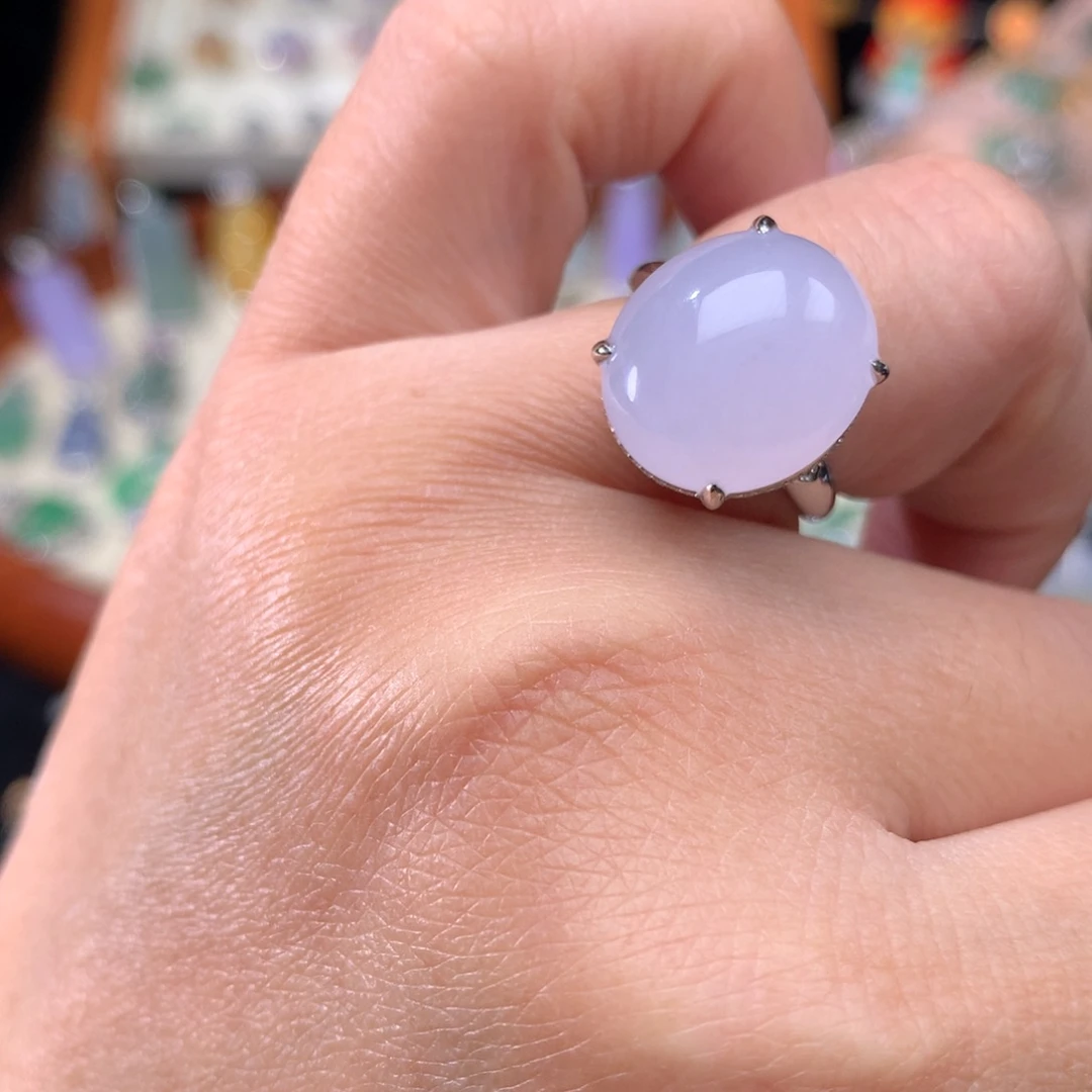 18K金镶嵌戒指翡翠紫罗兰蛋面戒指