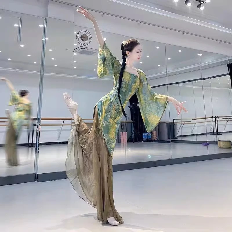 【晓山青】舞蹈服古典舞服装中国舞新中式日常可穿舞蹈服纱衣服装