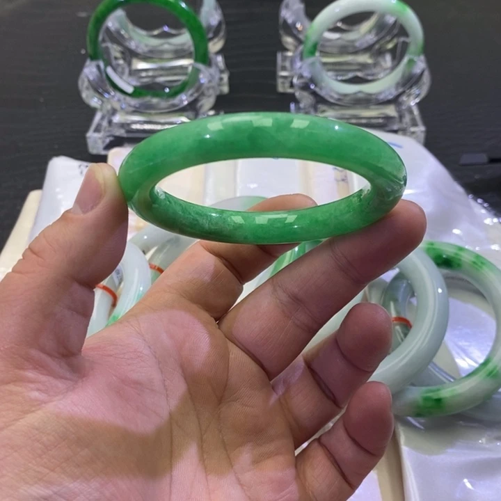 燕***子闪购为主一物一图