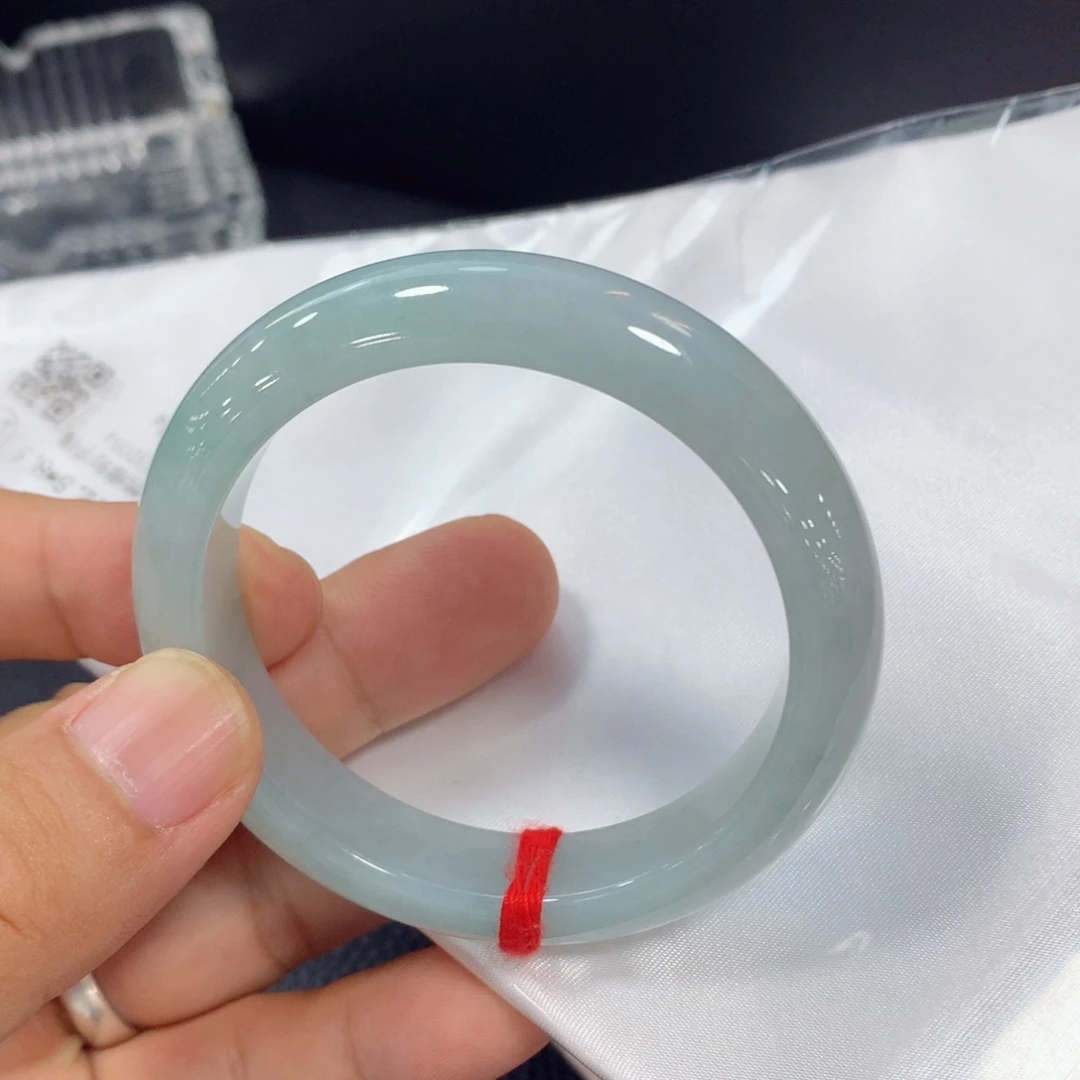 定制翡翠未镶嵌懒*猪