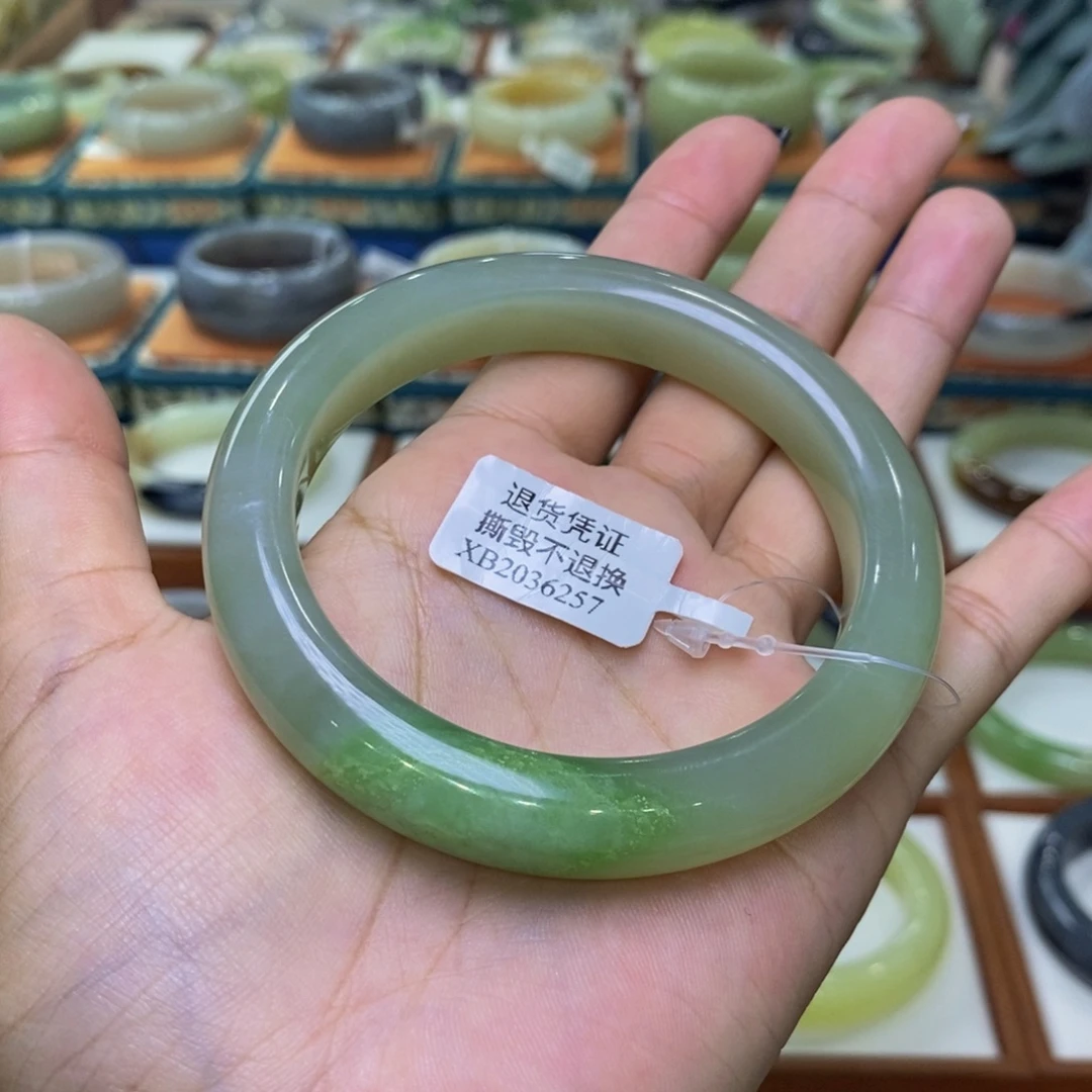 和田玉未镶嵌手镯和田玉翠青60