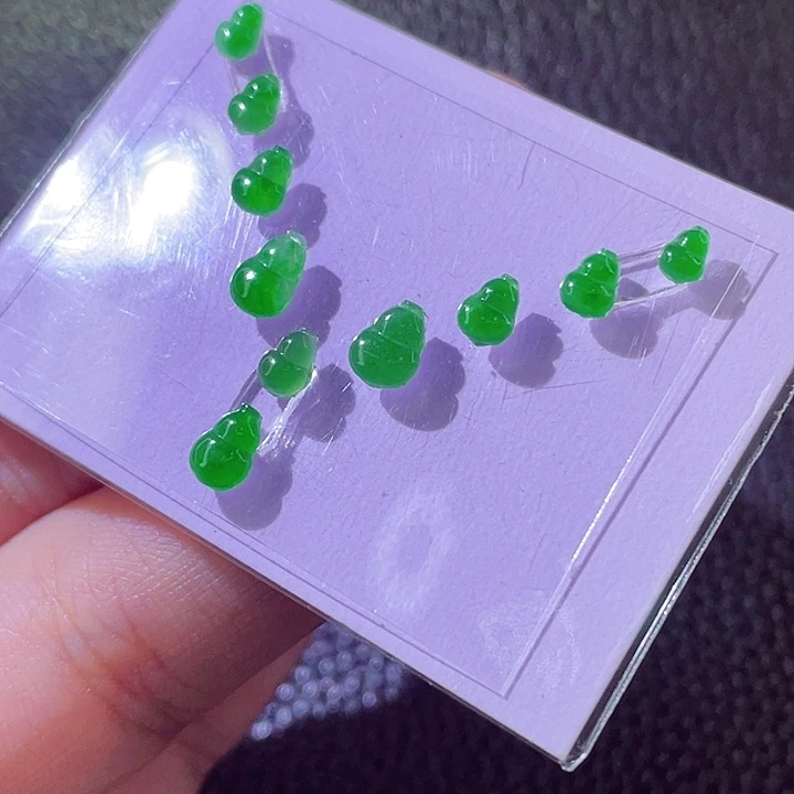 未镶嵌定制翡翠翡翠
