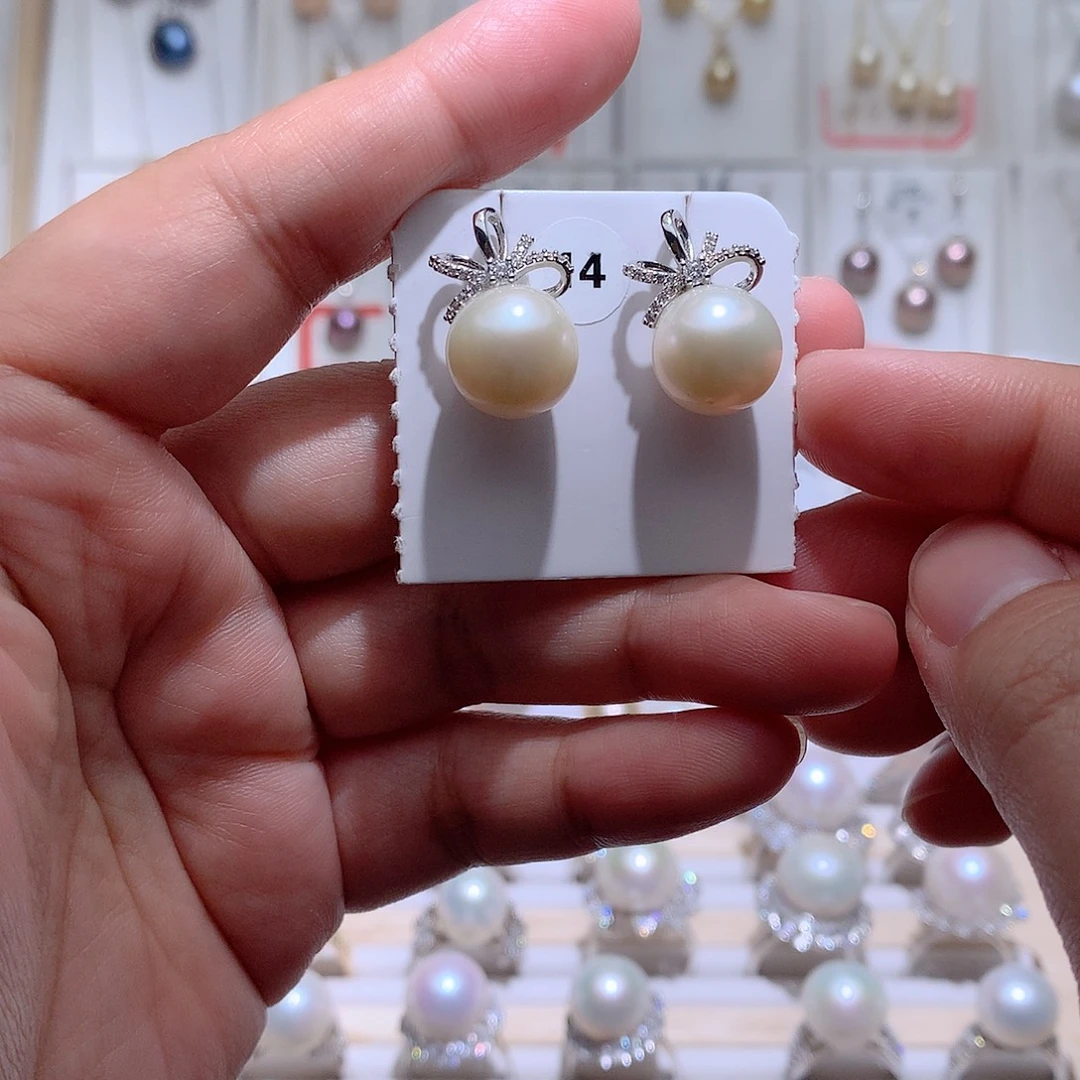 银S925镶嵌耳饰淡水珍珠CC12mm