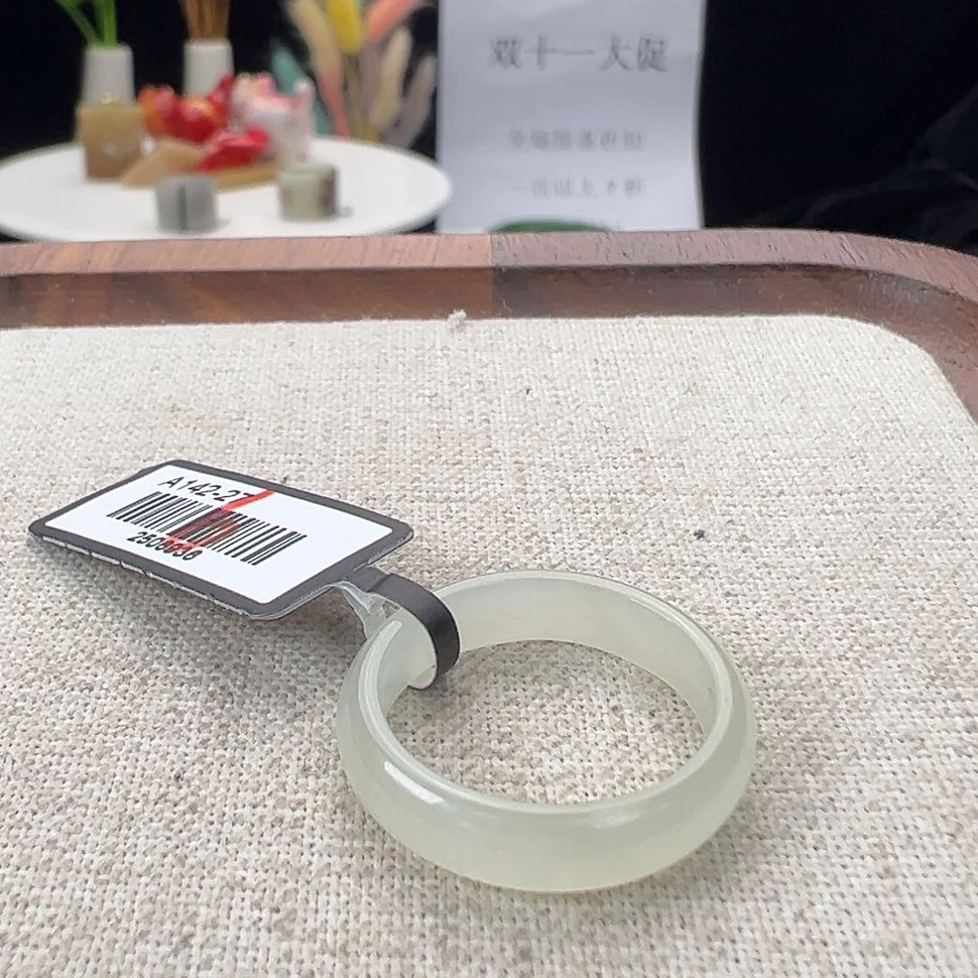 和田玉（糖玉）未镶嵌戒指K13冰透白圆条17.1 不退换