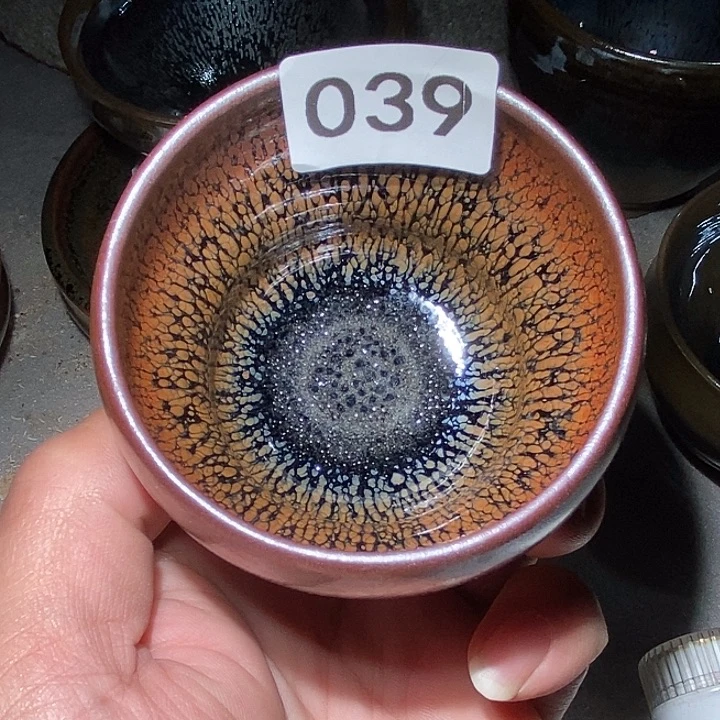 茶盏是因为一切不开心