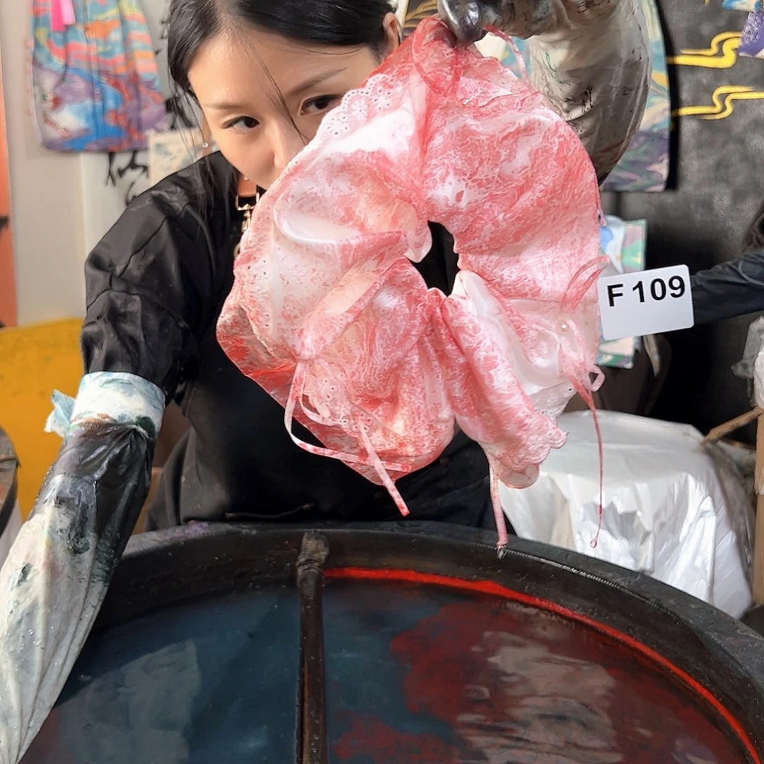 109大蕾丝发圈红豆