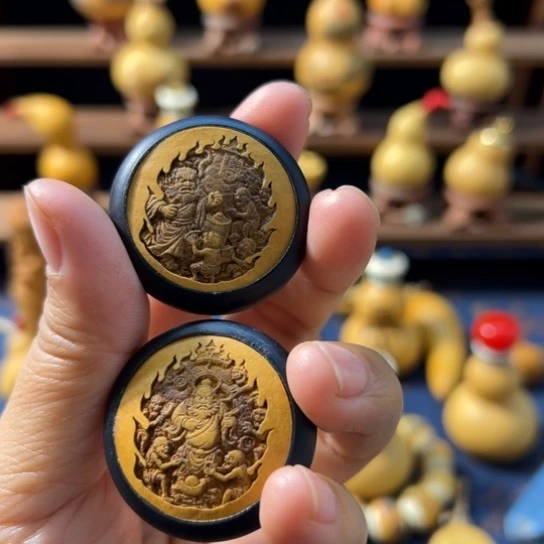 大叶紫檀（黑酸枝木类）